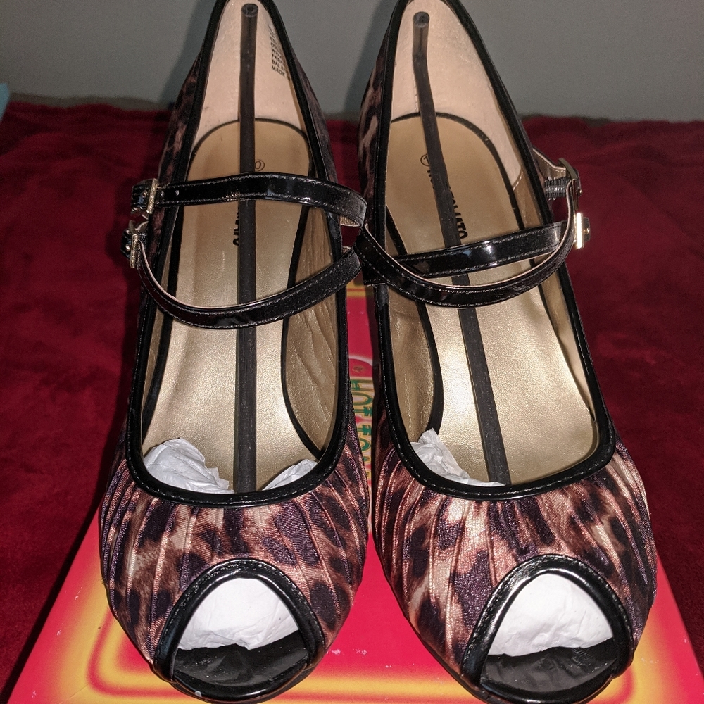 Woman heels made by Hot Tomato